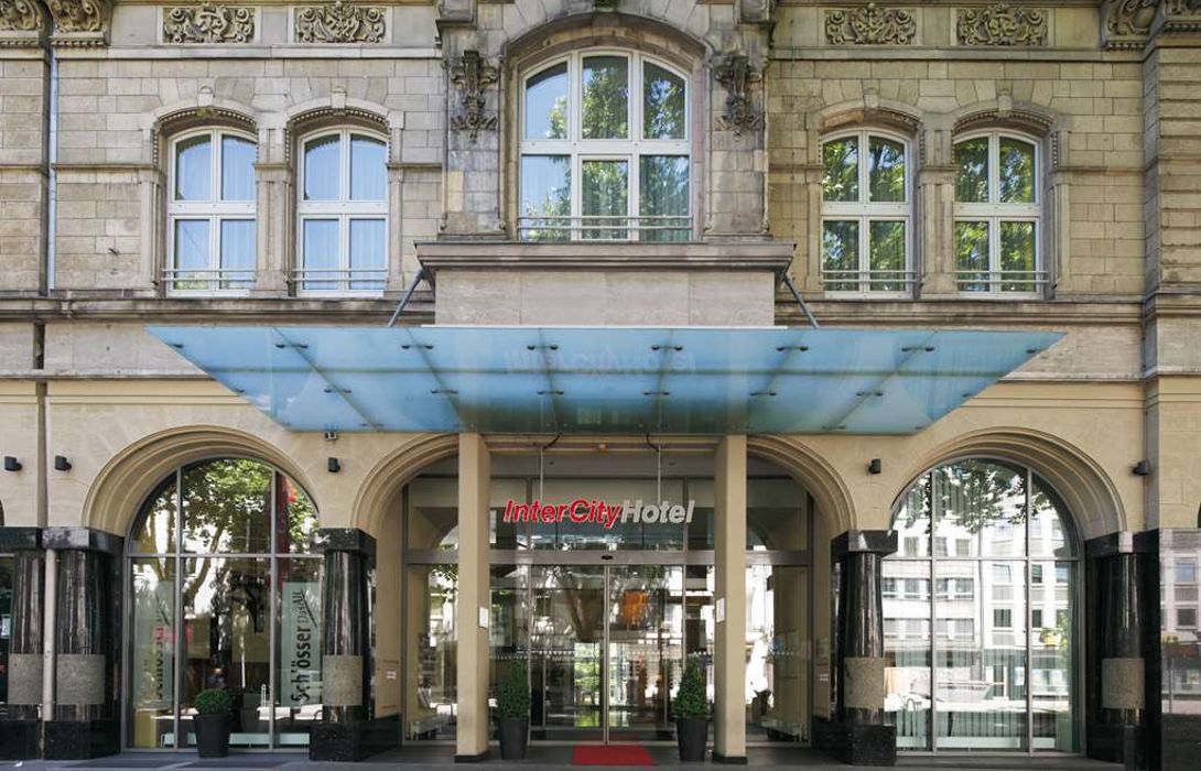 IntercityHotel - Düsseldorf – Great prices at HOTEL INFO