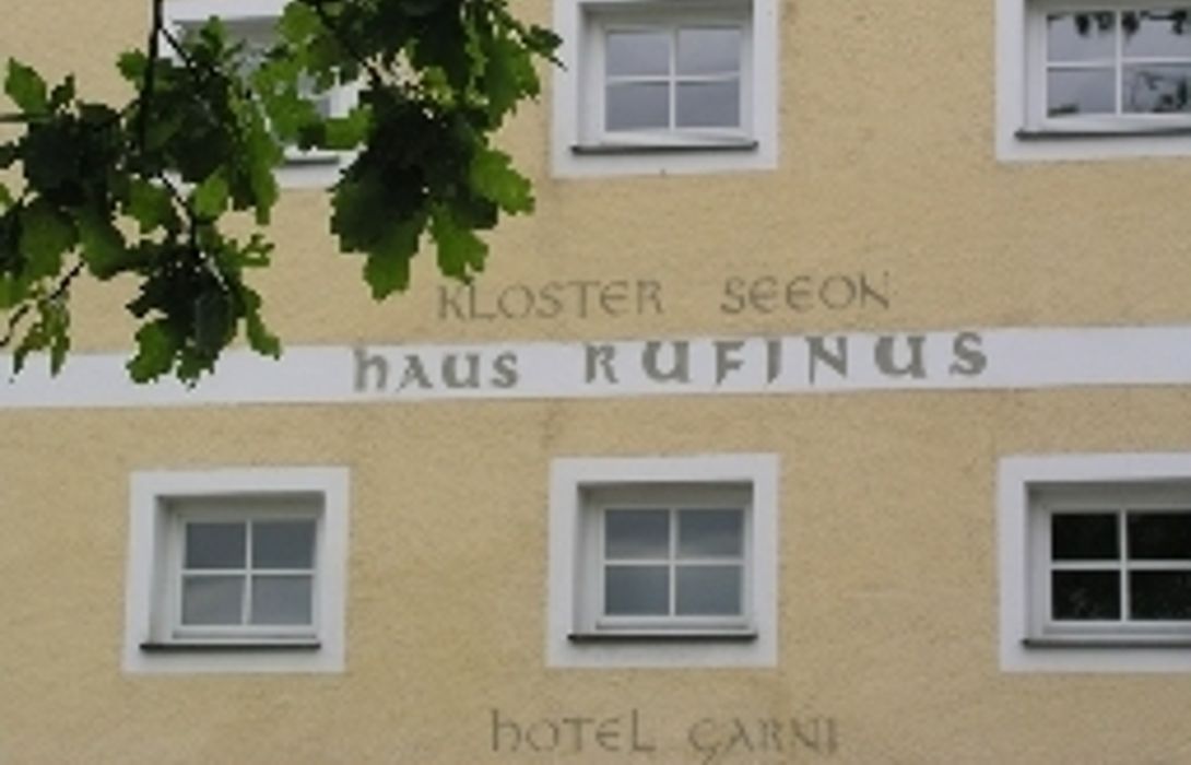 Hotel Haus Rufinus Am Kloster Seeon In Seeon Seebruck Seeon Hotel De