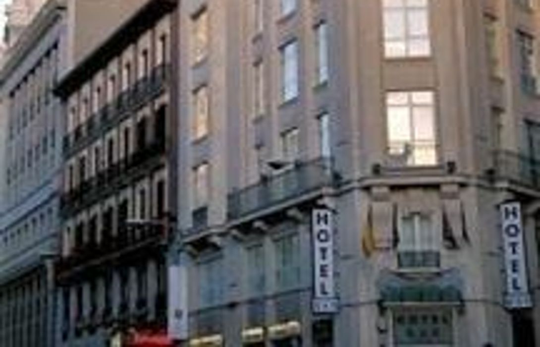 Hotel Quatro Puerta del Sol - Madrid – Great prices at HOTEL INFO