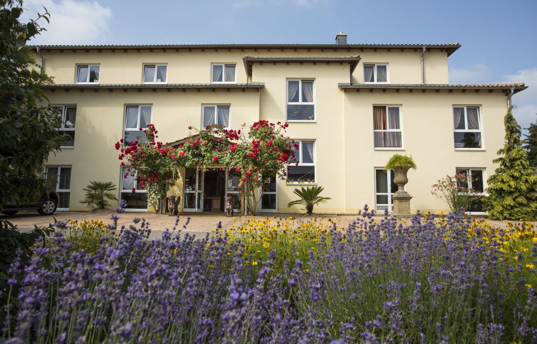 mediterran hotel juwel in karlstein am main hotel de