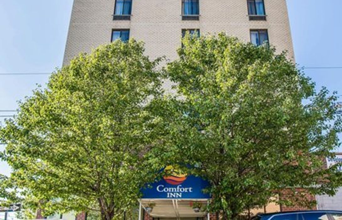 Comfort Inn Long Island City Great Prices At Hotel Info