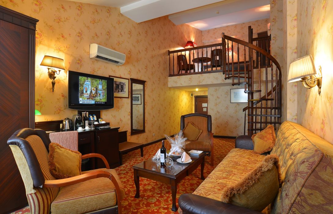 Pera Rose Hotel In Istanbul Great Prices At Hotel Info