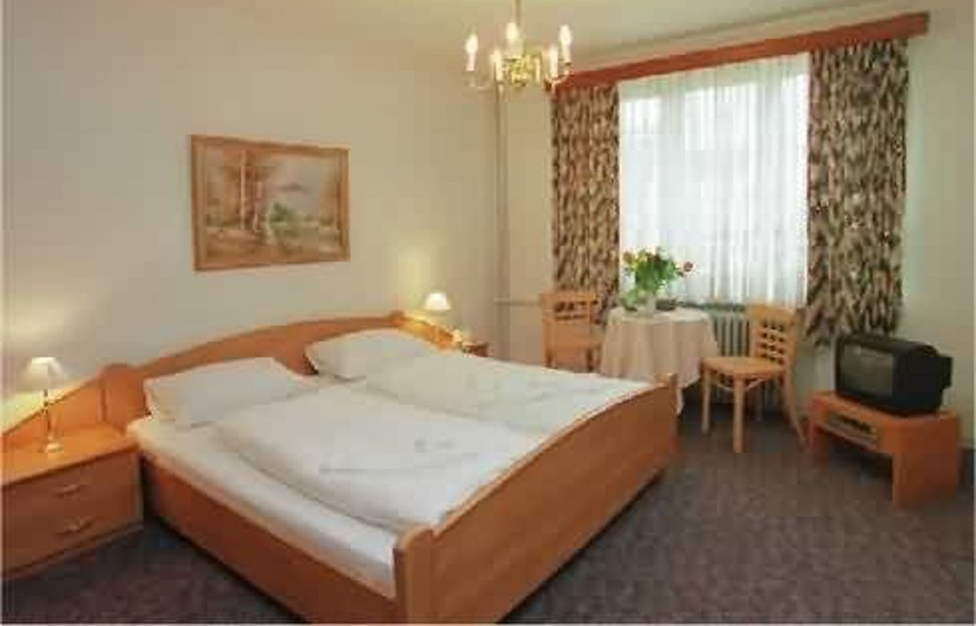 Hotel Centrum Wikinger Hof Hamburg Great Prices At Hotel Info