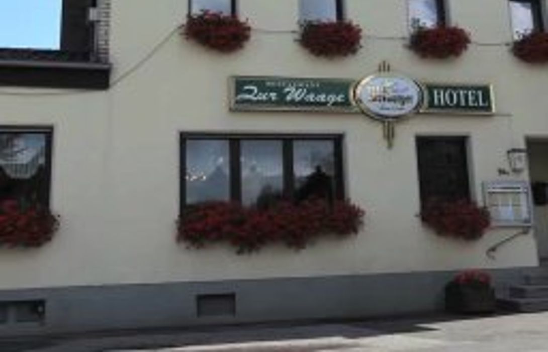 Hotel Zur Waage - Bad Münstereifel – Great prices at HOTEL INFO