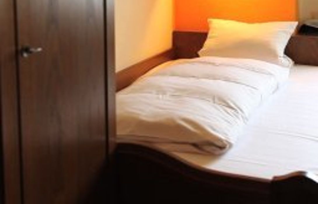 Hotel Koenigsaecker Friedrichshafen Great Prices At Hotel Info