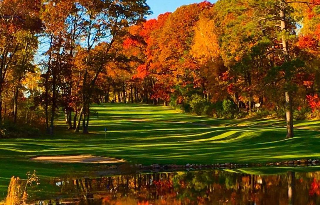 Hotel Maddens On Gull Lake Baxter Great Prices At Hotel Info