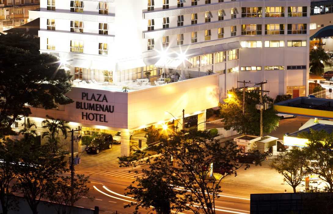 Hotel Plaza Blumenau Hotel De