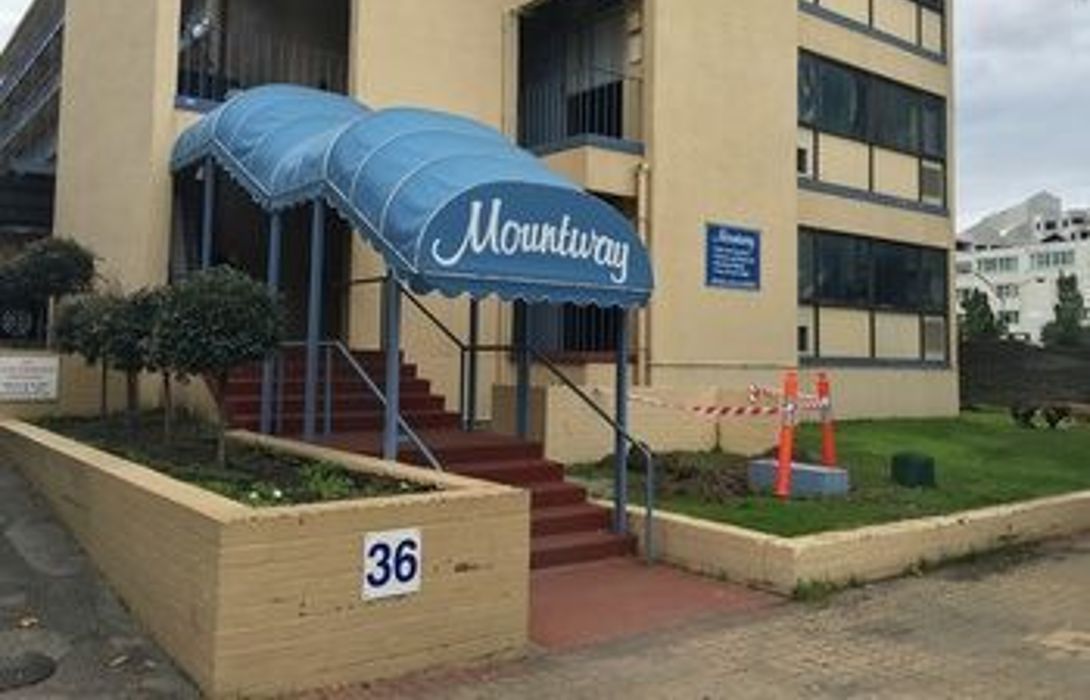 Hotel Mountway Holiday Apartments In Perth Hotel De