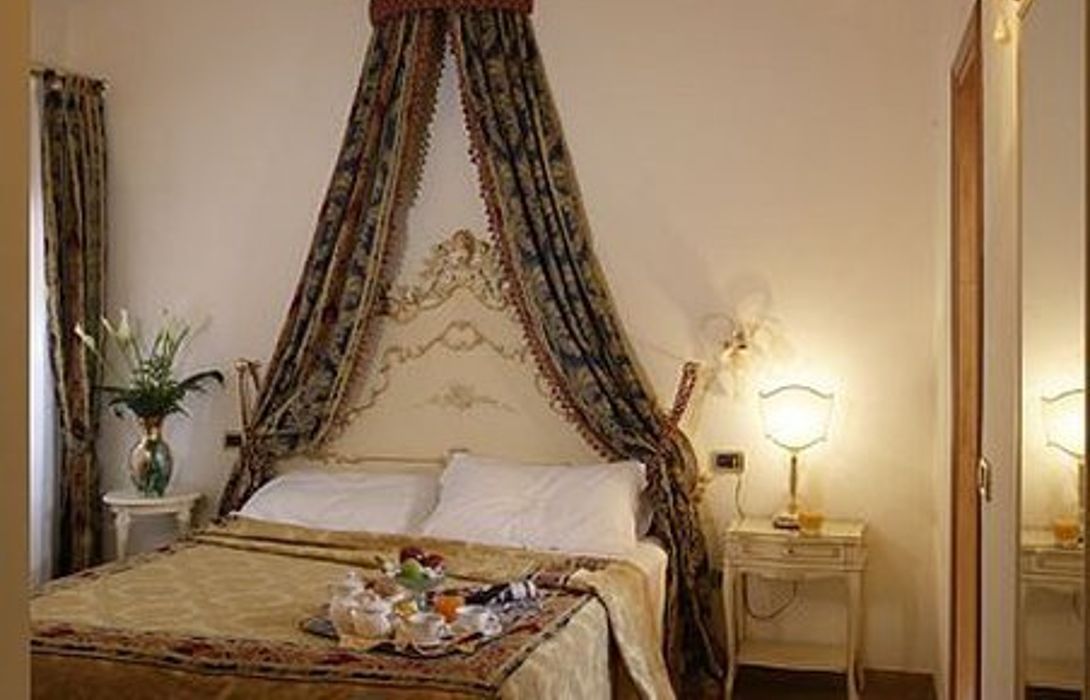 Hotel Violino d'Oro - Venice – Great prices at HOTEL INFO