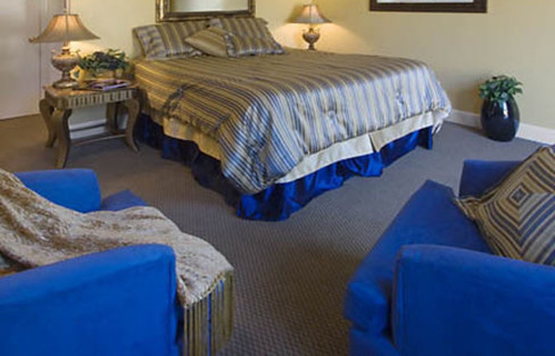 Sea Breeze Inn Cottages Pacific Grove Great Prices At Hotel Info