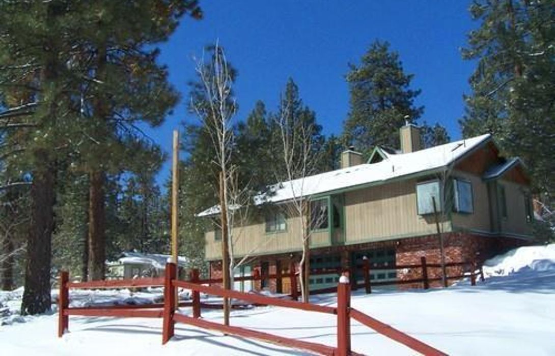 Hotel Golden Bear Cottages In Big Bear Lake Great Prices At