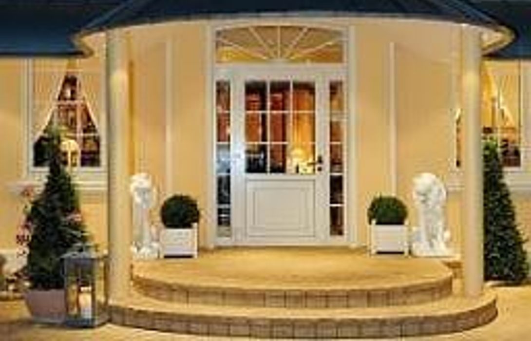 Hotel Zum Lowen In Bad Salzuflen Hotel De