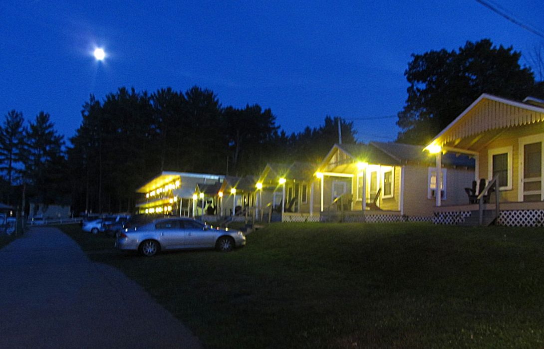 Half Moon Motel Cottages Weirs Beach Laconia Hotel Info