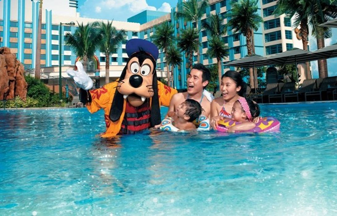 Disney S Hollywood Hotel Hongkong Great Prices At Hotel Info - 