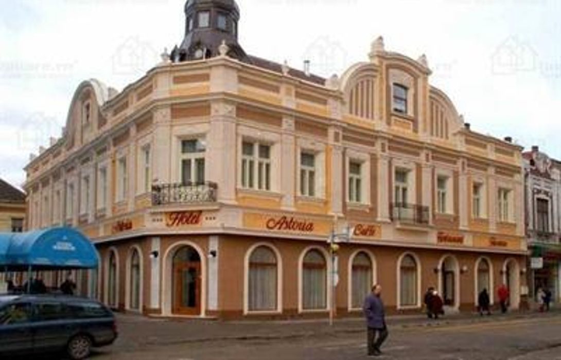 Hotel Astoria In Satu Mare Hotel De