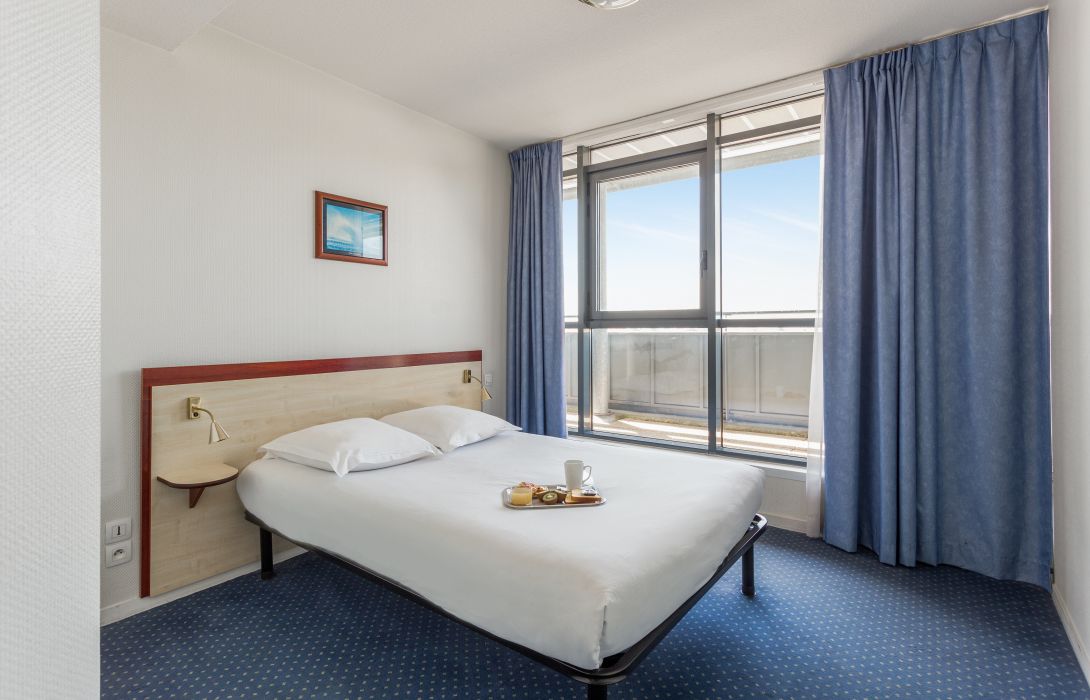 Hotel Appart City Bordeaux Centre Great Prices At Hotel Info