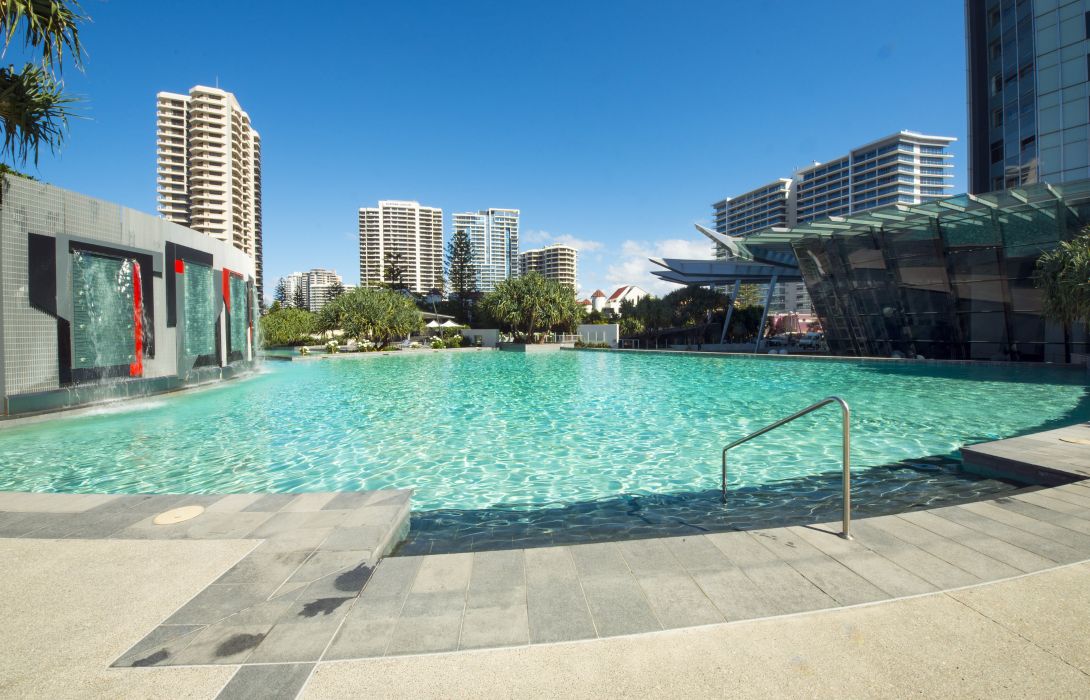 Hotel Q1 Resort Spa In Gold Coast Hotel De