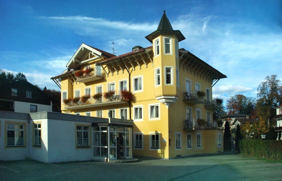 Hotel Das Schlossl In Bad Tolz Great Prices At Hotel Info
