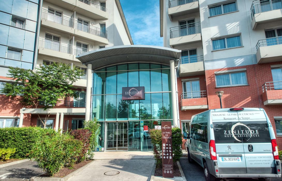 Zenitude Hotel Residence Le Parc De L Escale Saint Martin Du Touch Toulouse Great Prices At Hotel Info