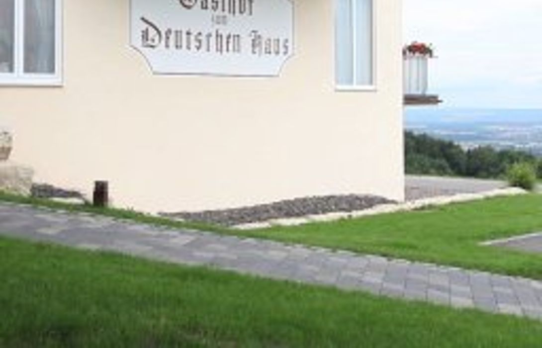 Hotel Deutsches Haus Landgasthof In Weilheim An Der Teck