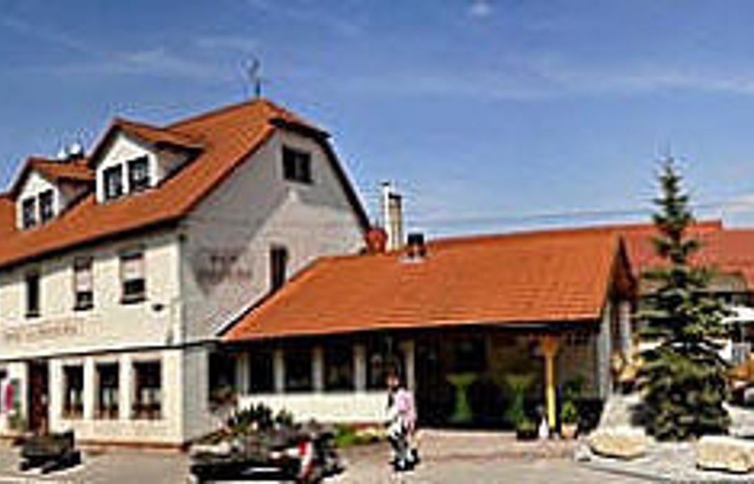 Hotel Deutsches Haus Landgasthof In Weilheim An Der Teck Hotel De