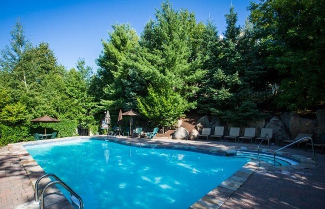 Hotel Le Lodge De La Montagne In Mont Tremblant Great