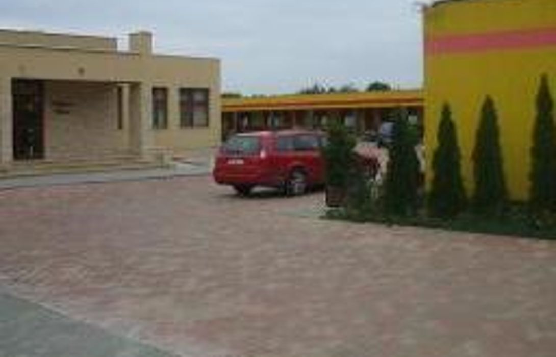 Motel Select Satu Mare Great Prices At Hotel Info