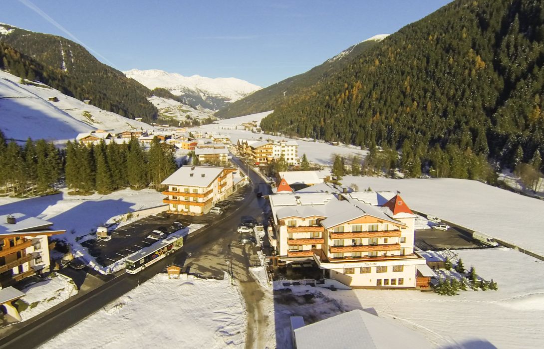 Alpinhotel Berghaus - Tux – Great prices at HOTEL INFO