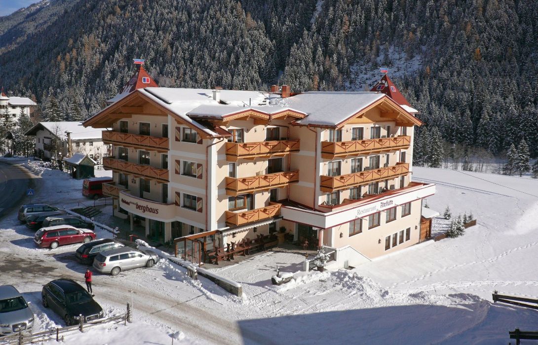 Alpinhotel Berghaus in Tux – HOTEL DE