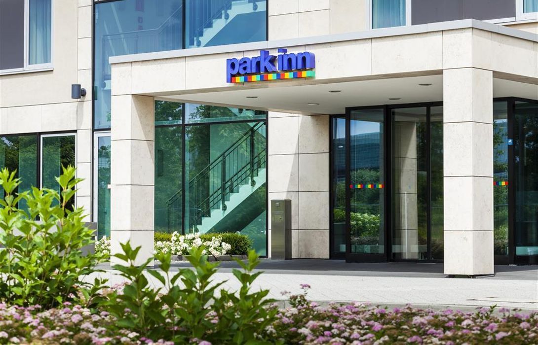 Park Inn Frankfurt Airport Frankfurt Am Main Great Prices At Hotel Info