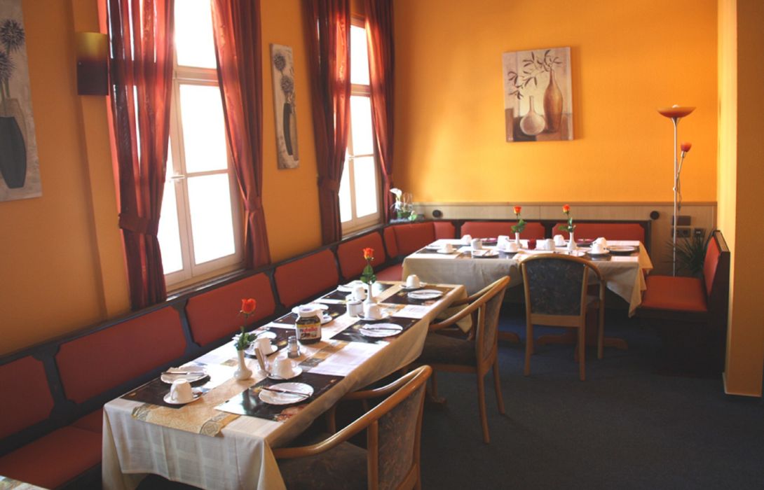 Hotel Alento Deutsches Haus Magdeburg Great Prices At Hotel