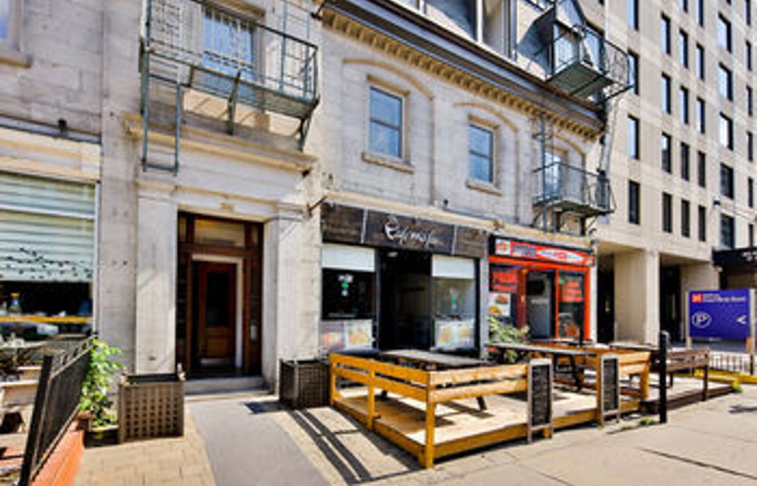 Hotel Residences Apartment Majestik Downtown Montreal - 