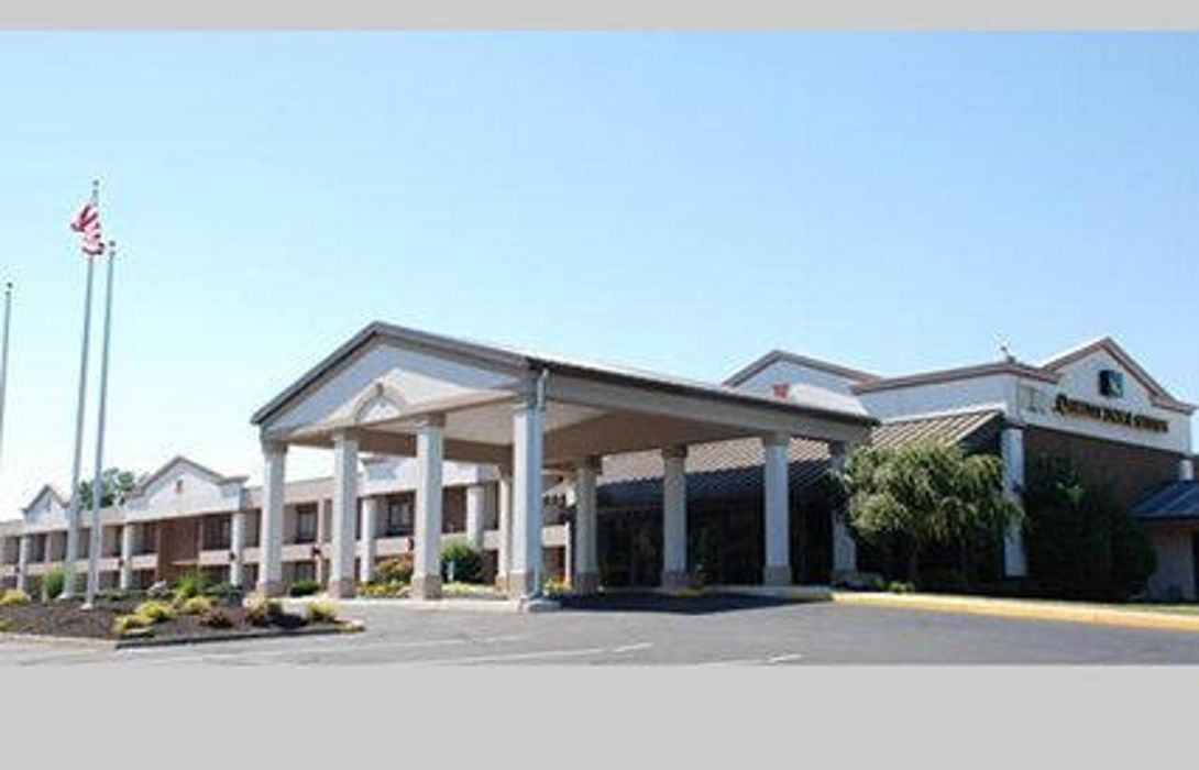 Hotel Red Roof Suites Mt Holly Mcguire Afb In Westampton - 