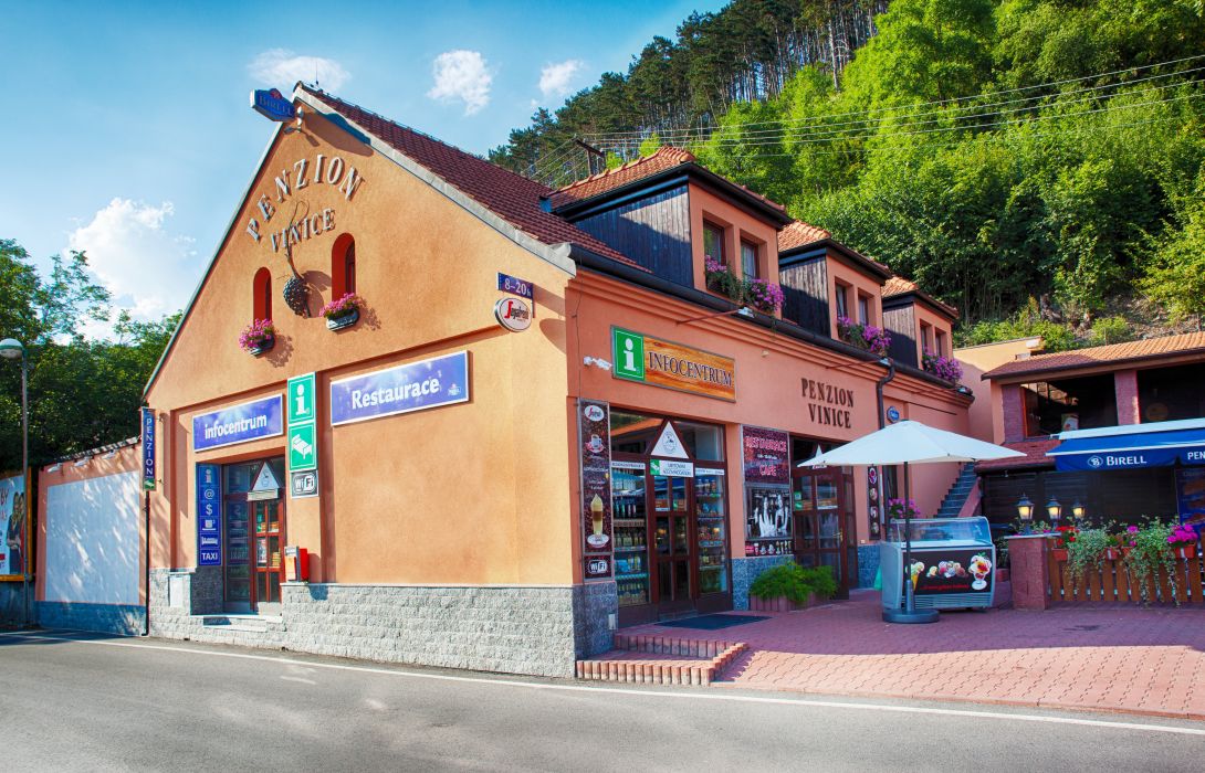 hotel karlstejn vinice penzion in karlstein hotel de