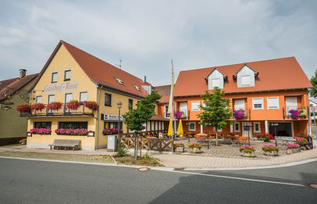 Hotel Rose Gasthof in Flachslanden – HOTEL DE