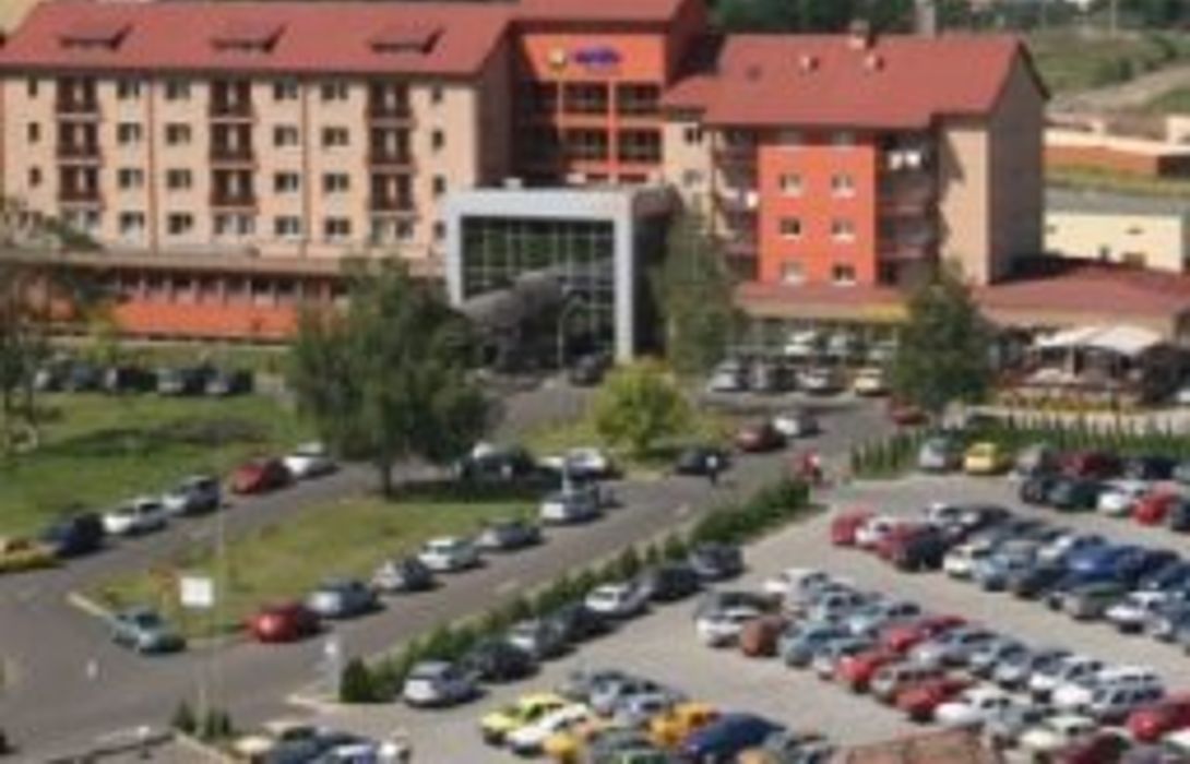 Hotel Apollo Sangeorgiu De Mures 4 Romania From Us 110 Booked