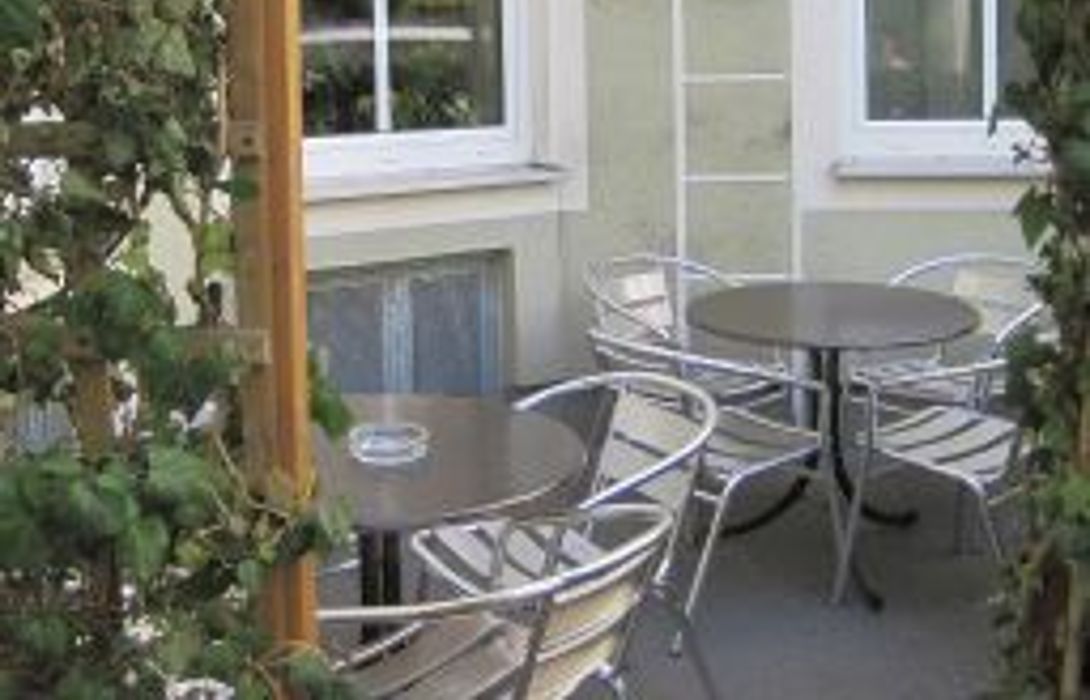 Pension Funfhaus In Wien Hotel De