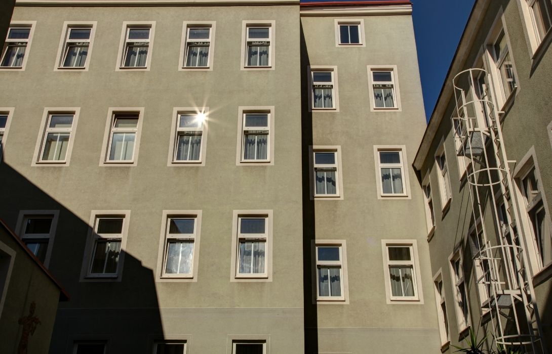 Pension Funfhaus Vienna Great Prices At Hotel Info