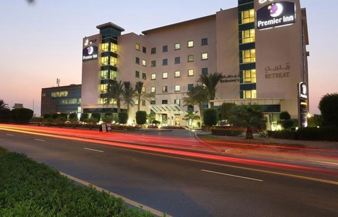 Premier Inn Dubai Investment Hotel De
