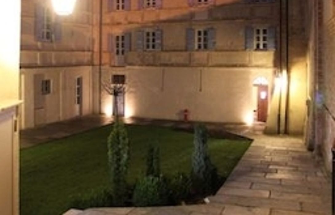 hotel antico borgo monchiero great prices at hotel info