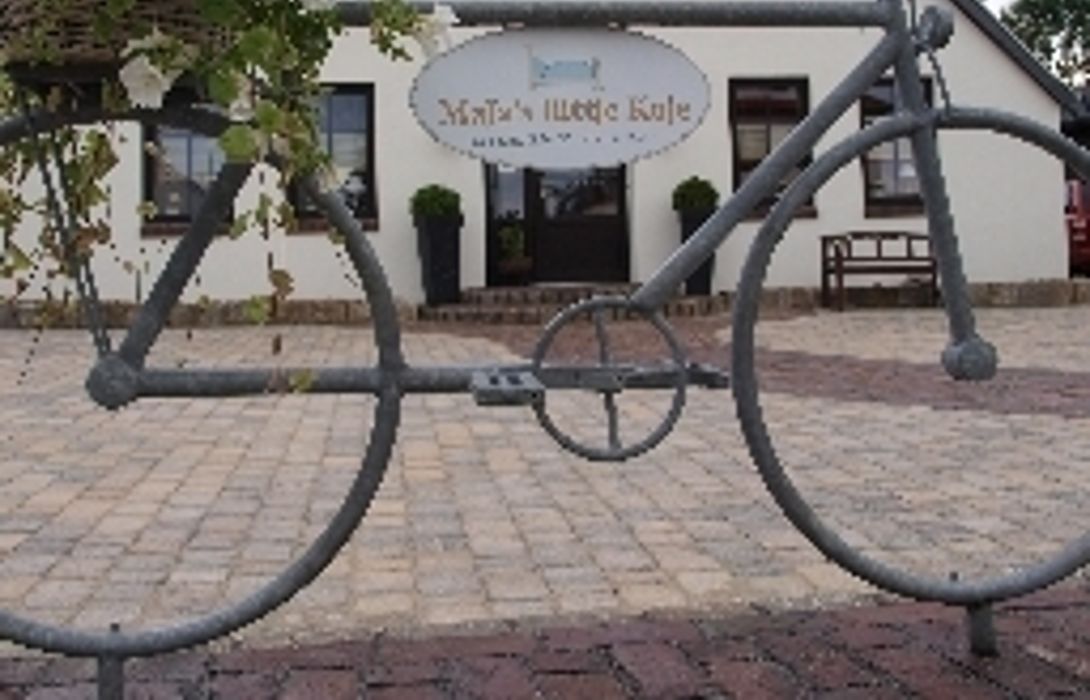 Hotel Maja S Luttje Koje Brake Great Prices At Hotel Info