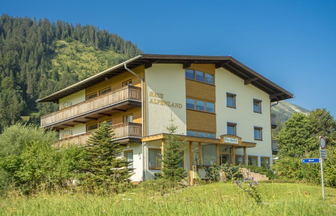 Hotel Haus Alpenland In Tannheim Hotel De