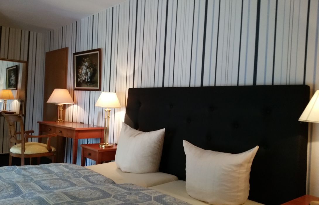 Hotel Rebstock Landhaus Worms Great Prices At Hotel Info