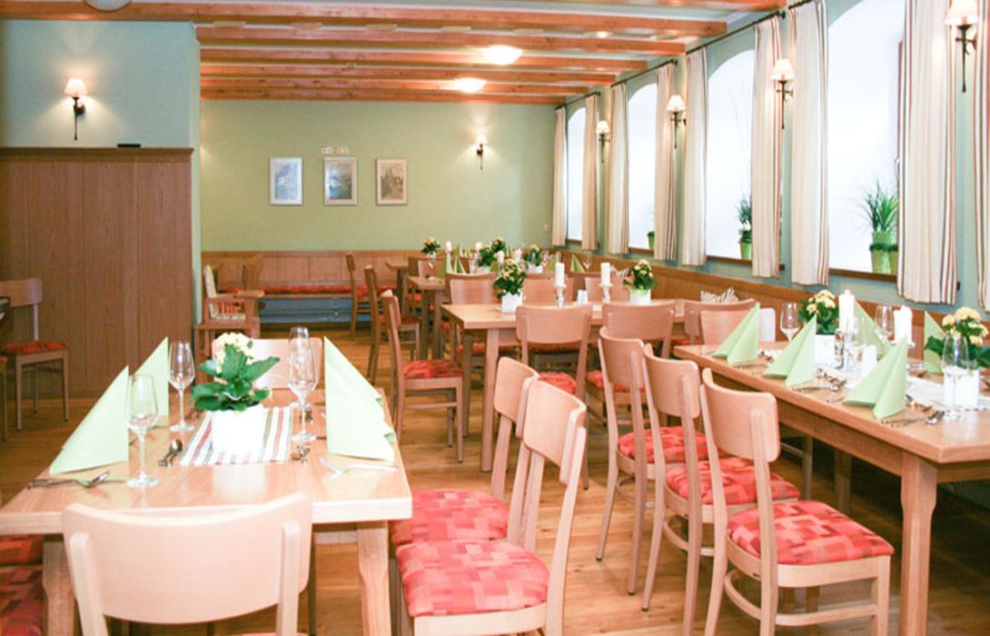 Zur Post Hotel Gasthof In Barnau Hotel De