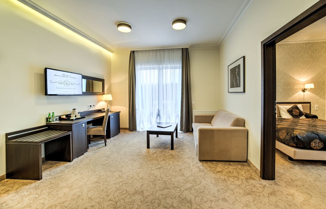 Hotel Luxor In Lublin Hotel De