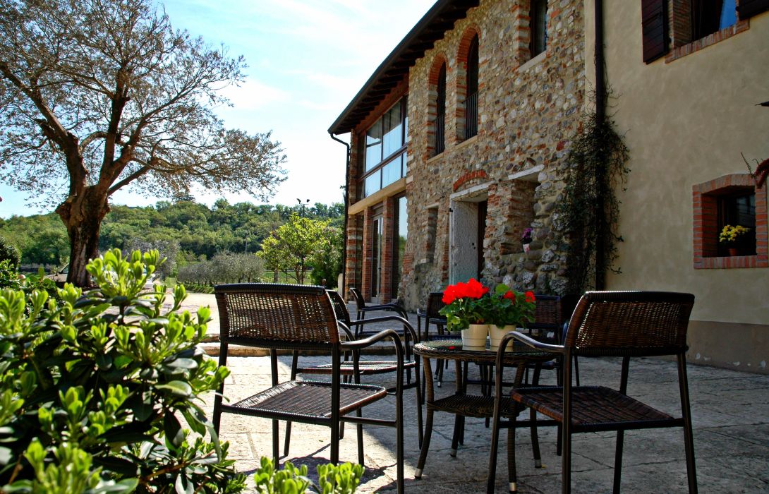 hotel sambuco agriturismo pastrengo great prices at hotel info