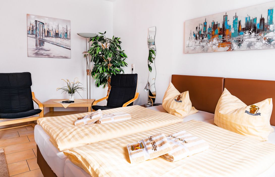 Hotel Haus Schutze Hurth Great Prices At Hotel Info