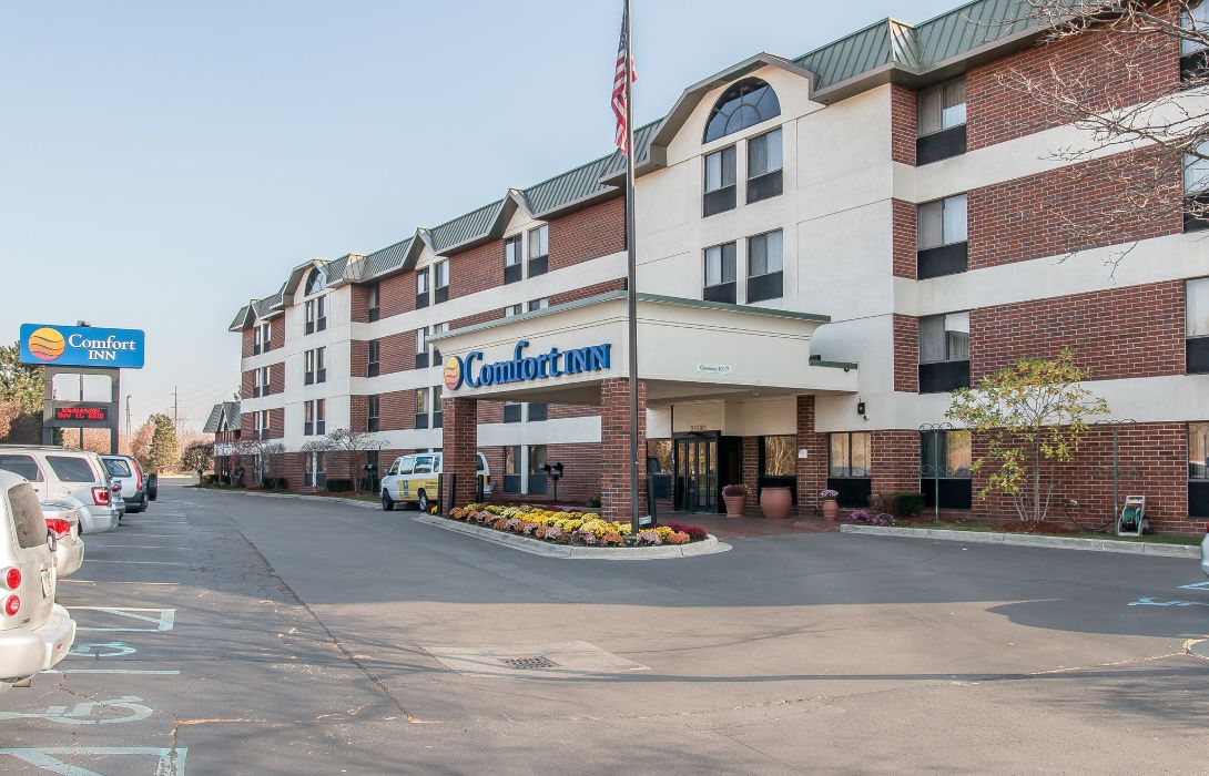 Comfort Inn Near Greenfield Village Dearborn Great Prices At