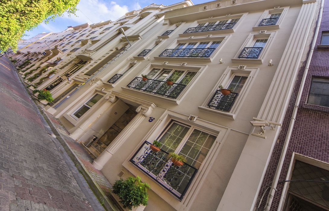 Hotel Artdeco Istanbul Suites Hotel Info