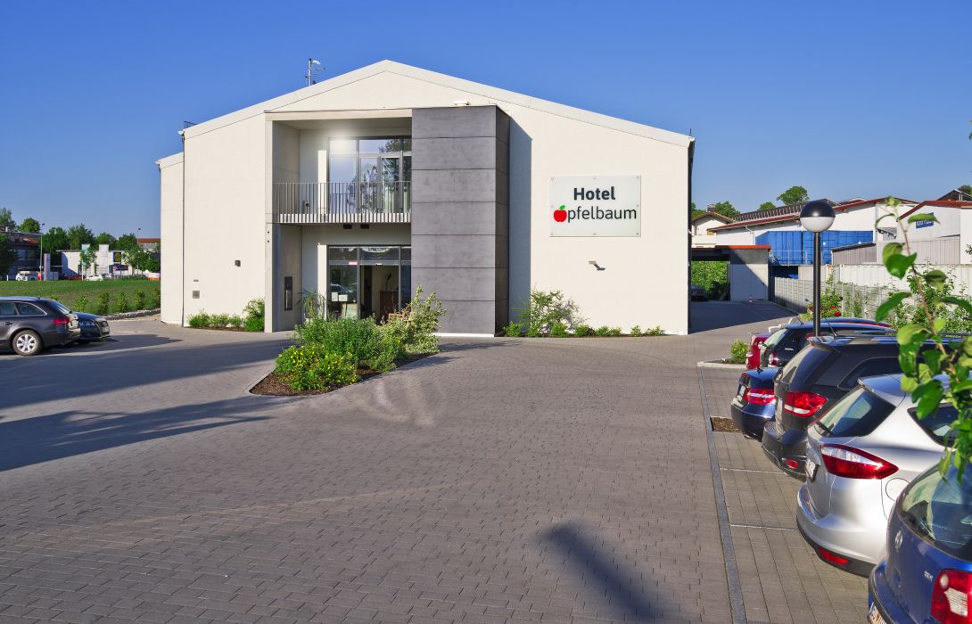 Apfelbaum Hotel In Erding Hotel De